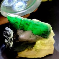 Crystal Natürlicher Smaragd Komplettes Mineral # A1612 von crystal2018625