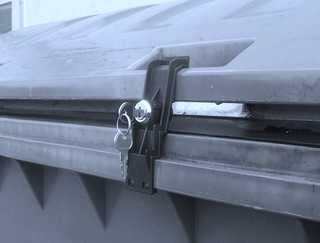 Mülltonnenverschluss für Sulo-Container Runddeckel Mülltonnenverschluss für Sulo-Container Runddeckel von cts