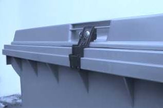 Mülltonnenverschluss für Weber-Container Flachdeckel Mülltonnenverschluss für Weber-Container Flachdeckel von cts