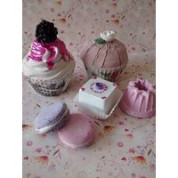 Süßes Set "Brombeere" Cupcakes, Gips.attrappen Deko Süßes Set "Brombeere" Cupcakes, Gips.attrappen Deko von cupcakesfuerdich