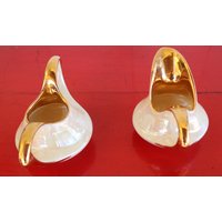 40Er Jahre Deko Weiße Lusterware Zucker Und Sahne Blattgold Hochrelief Swirl Perlmutt 40Er Jahre Deko Weiße Lusterware Zucker Und Sahne Blattgold Hochrelief Swirl Perlmutt von curioscity