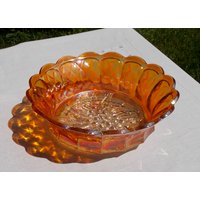 Karneval Glas Ringelblumen Schüssel Diamant Und Trauben Muster Herzstück Karneval Glas Ringelblumen Schüssel Diamant Und Trauben Muster Herzstück von curioscity