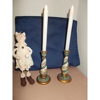 Paar Handbemalte Vintage Kerzenhalter Aus Holz von cygnedestemps