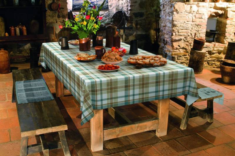 d-c-table® Tischdecke Manhattan Vlies Borneo 110 x 140 cm, blau von d-c-fix