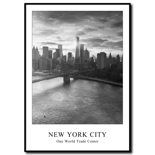 daazoo Rahmenbild One World Trade Center | Wandbild mit Rahmen schwarz Hochformat | Bild New York City Skyline | Wohnzimmer Büro | schwarz weiss | 50 x 70 cm daazoo Rahmenbild One World Trade Center | Wandbild mit Rahmen schwarz Hochformat | Bild New York City Skyline | Wohnzimmer Büro | schwarz weiss | 50 x 70 cm von daazoo
