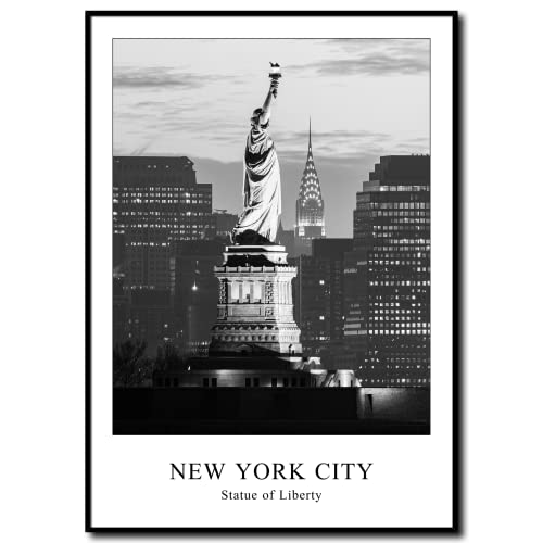 daazoo Rahmenbild Statue of Liberty & Chrysler Building | Wandbild mit Rahmen schwarz Hochformat | Bild New York City Skyline | Wohnzimmer Büro | schwarz weiss | 50 x 70 cm von daazoo