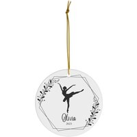 Ballerina Personalisiertes Ornament #47 | Geschenk Für Mädchen Ballett 2023 Christbaumkugel Tanz Keramik von dailyblotsco