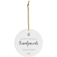 Unser Erstes Weihnachtsfest Als Großeltern | Weihnachtsgeschenk Baby Ankündigung Andenken Geschenk Runde Keramik Ornamente von dailyblotsco