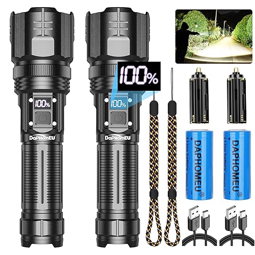 daphomeu Taschenlampe LED Aufladbar, 500000 Lumen Extrem Hell Taschenlampe Batteriebetrieben, Taktische Taschenlampe Zoombare Wasserdicht, mit 5 Lichtmodi für Camping Wandern Notfälle daphomeu Taschenlampe LED Aufladbar, 500000 Lumen Extrem Hell Taschenlampe Batteriebetrieben, Taktische Taschenlampe Zoombare Wasserdicht, mit 5 Lichtmodi für Camping Wandern Notfälle von daphomeu