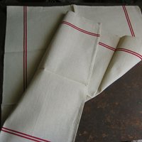 Vintage Antikes Rein Leinen Handtuch Küchentuch Geschirrtuch Tuch Mit Roten Streifen Und Aufhänger Unbenutzt 85x60cm Aus Frankreich Um 1930 von darauffreueichmich