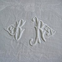 Vintage Jugendstil Leinen Serviette Zierdecke Mit Rauten-Relief Monogramm Br Bauer Und Bäuerin Bei Der Heuernte Frankreich Um 1900 Nostalgie Vintage Jugendstil Leinen Serviette Zierdecke Mit Rauten-Relief Monogramm Br Bauer Und Bäuerin Bei Der Heuernte Frankreich Um 1900 Nostalgie von darauffreueichmich