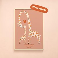 Personalisierte Giraffe Geburtsankündigung Print | Neues Baby Geschenk Kinderzimmer Neugeborene Glückwünsche Andenken-Niedliche Baby-Wand-Kunst von darcieolleyshop