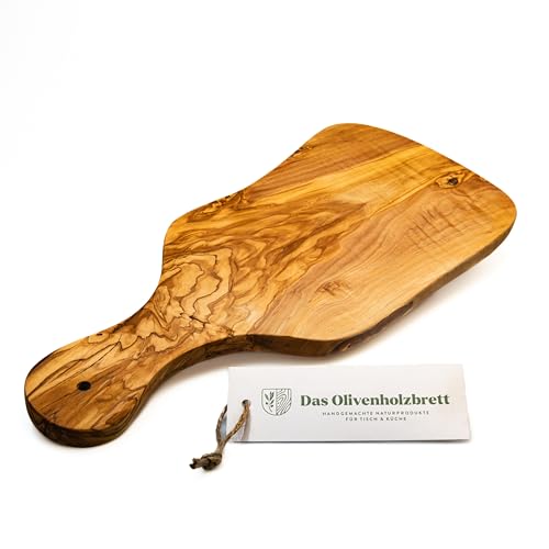 DAS OLIVENHOLZBRETT® Schneidebrett mit Griff im Naturschnitt aus Olivenholz standard ca. 45cm von das Olivenholzbrett