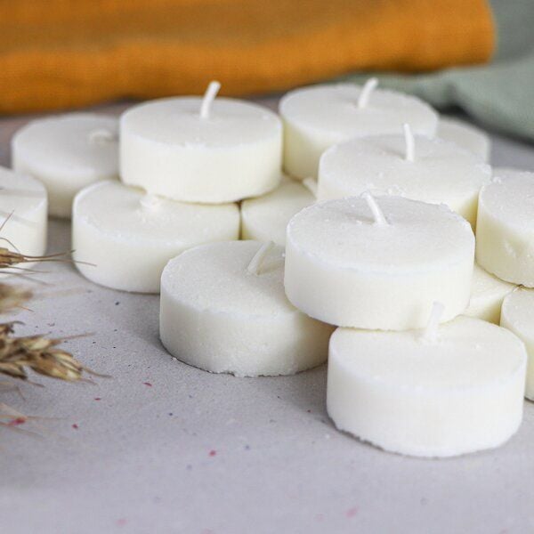 das ökolädchen upcycelte Öko-Teelichter ohne Hülle – 10 oder 72 Stück das ökolädchen upcycelte Öko-Teelichter ohne Hülle – 10 oder 72 Stück von das ökolädchen