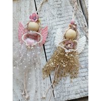 Makrameeelfe, Blumenmädchen, Makrameeanhänger, Makrameeengel Makrameeelfe, Blumenmädchen, Makrameeanhänger, Makrameeengel von dasDekowerk