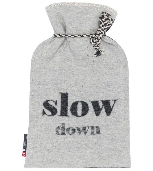 David Fussenegger SILVRETTA Wärmflasche mit Bezug “slow down” 2 Liter von david fussenegger