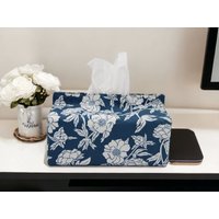 Handgefertigte Indigo Floral Tissue Box Cover Designer Baumwolle, Komplett Gefüttert von ddroppStudio
