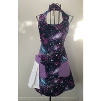 Galaxy So Nah Bei, Lila, Lavendel, Blau Und Weiß, Damen Wendeschürze, Vintage Stil, Dies Hat 8 Taschen, Kochen, Basteln, Geschenk von deannakay