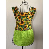 Herbst Sonnenblumen Motiv, Grün Und Gelb. Großzügige Geteilte Tasche, Seitenverschluss Mit Krawatten, Damen Schürze, Jedes Gelegenheitsgeschenk von deannakay