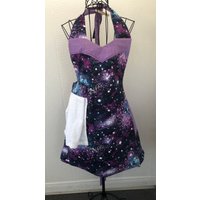 Sternenklare Nacht, Lila, Blau, Lavendel Galaxy, Wendbare Frauenschürze, Vintage Stil, Abnehmbares Handtuch, Tolles Geschenk, Kochen, Basteln von deannakay