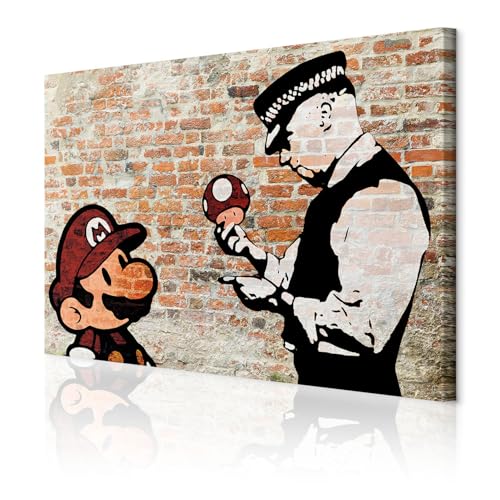 decomonkey Akustikbild Mario and Cop Banksy 90x60 cm 1 Teilig Leinwand Modern Bilder Wandbilder XXL Schallschlucker Schallschutz Akustikdämmung Wandbild Deko Leise Street Art Ziegel von decomonkey