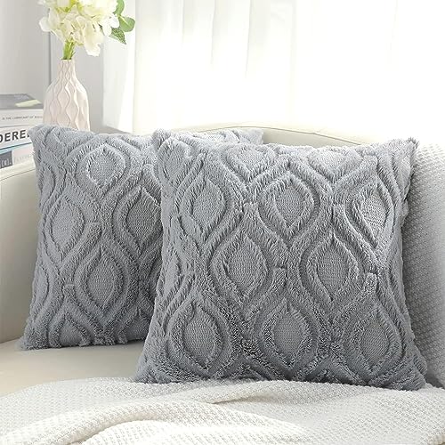 decorUhome 2er Set Wolle Kissenbezug 60x60 cm Weich Plüsch Sofakissen Dekorativ Flauschig Dekokissen Kissenbezüge für Wohnzimmer Schlafzimmer, Hellgrau von decorUhome