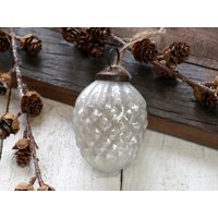 Glashänger "Wabenoptik" - Antik Weiß Höhe 8 cm Handgefertigt von dekodreamswolf