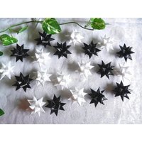 20 Fröbelsterne 4 cm Schwarz/Weiß Tischdeko Weihnachten Advent 20 Fröbelsterne 4 cm Schwarz/Weiß Tischdeko Weihnachten Advent von dekosterne