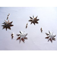 Mobile Sterne Sternenkette Fröbelsterne Fensterdeko Weihnachten Advent Perlen Papier Mobile Sterne Sternenkette Fröbelsterne Fensterdeko Weihnachten Advent Perlen Papier von dekosterne