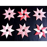 Sterne Papiersterne Rot/Weiß 6 Stück Im Set 15 cm Weihnachtsstern Weihnachtsbaum Deko Advent Geschenkanhänger Sterne Papiersterne Rot/Weiß 6 Stück Im Set 15 cm Weihnachtsstern Weihnachtsbaum Deko Advent Geschenkanhänger von dekosterne