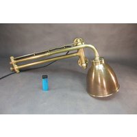 Sonderedition Schiffslampe Kartenraum Leselampe Doppel Gelenk Messing Wandlampe Handarbeitslampe Textilkabel Zugschalterfassung Sonderedition Schiffslampe Kartenraum Leselampe Doppel Gelenk Messing Wandlampe Handarbeitslampe Textilkabel Zugschalterfassung von derlampendealer