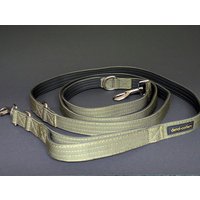 Multifunktions-Leine Mit Integriertem Kurzführer & Neopren-Polsterung I 2, 2 M Lang - 2 Karabiner 3-Fach Verstellbar Freihand-Leine Khaki Multifunktions-Leine Mit Integriertem Kurzführer & Neopren-Polsterung I 2, 2 M Lang - 2 Karabiner 3-Fach Verstellbar Freihand-Leine Khaki von deroicollars