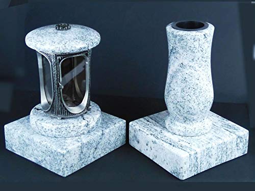 designgrab Alu Grablampe aus Aluminium in Antikoptik und Grabvase und 2 Stück Sockel eckig in Granit Viscont White von designgrab