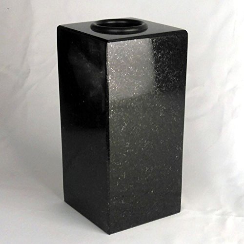 designgrab Cube-medium Designer Grabvase aus Granit Schwedisch Black von D4G Design4Grab
