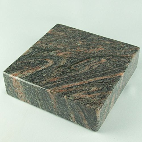 designgrab Lampen- und Vasensockel eckig 20x20x5 cm aus Granit Himalaya für Grabvase oder Grablampe von designgrab