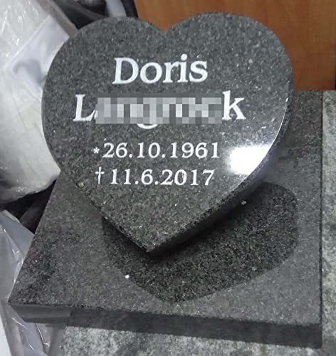 designgrab NeroL360-50x50 cm Herz auf Grabplatte aus Granit Nero Impala, inkl. Beschriftung von Vor- und Nachname sowie Geburts- und Sterbedatum designgrab NeroL360-50x50 cm Herz auf Grabplatte aus Granit Nero Impala, inkl. Beschriftung von Vor- und Nachname sowie Geburts- und Sterbedatum von D4G Design4Grab