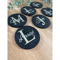 Personalisierte Filzuntersetzer, Untersetzer Mit Namen, Filz, Geschenkidee Personalisierte Filzuntersetzer, Untersetzer Mit Namen, Filz, Geschenkidee von diemanufakturshop