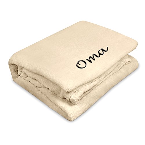 digital print Kuscheldecke mit Namen Oma Bestickt - Farbe Wollweiß - personalisierte Decke, Wolldecke von digital print