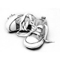 Bleistiftzeichnung Portrait Babyschuhe Schwarz-Weiß-Zeichnung Vom Foto Stillleben Personalisierte Zeichnung Geburtsgeschenk Baby von disegniChiarodiLuna