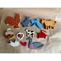 Handgemalte Hölzerne Tierverschönerung Wiederverwendung Basteln Handgemalte Hölzerne Tierverschönerung Wiederverwendung Basteln von dollsfromthetrunk