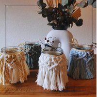 Makramee Windlicht | Handgefertigtes Boho Teelichthalter Umweltfreundliches Geschenk Kerzenglas Model "Spring" Makramee Windlicht | Handgefertigtes Boho Teelichthalter Umweltfreundliches Geschenk Kerzenglas Model "Spring" von donawoodandcord