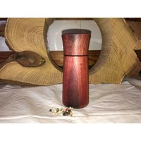 Kleine Pfeffer/Salzmühle Aus Jarrah | Australien Mit Starkem Keramikmahlwerk von drechselartefakte