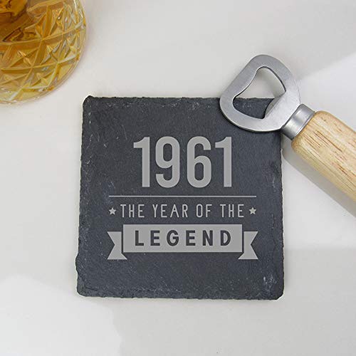 eBuyGB Drinks Mat, Placemat Untersetzer aus Schiefer mit Gravur 1961 Year of The Legend Design 60. Geburtstag für Ihn, Herren – Geschenk für Vater, Onkel, Bruder von eBuyGB