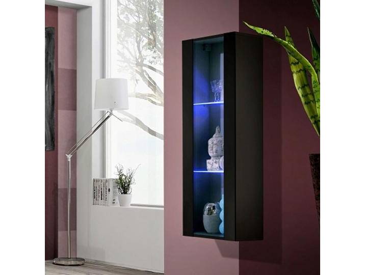 Dunkle Hängevitrine Raudberg 28, Farbe: Schwarz - Abmessungen: 126 x 40 x 29 cm (H x B x T), mit drei Fächern von easyMÖBEL