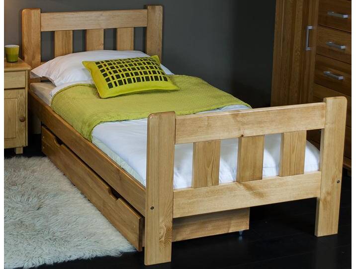 Einzelbett / Gästebett Kiefer Vollholz massiv natur A22, inkl. Lattenrost - Abmessung 120 x 200 cm Einzelbett / Gästebett Kiefer Vollholz massiv natur A22, inkl. Lattenrost - Abmessung 120 x 200 cm von easyMÖBEL