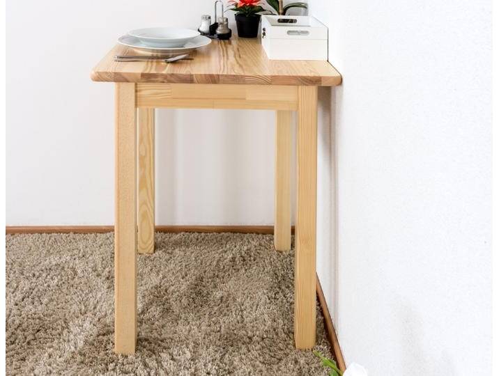 Kleiner Esstisch von easyMÖBEL