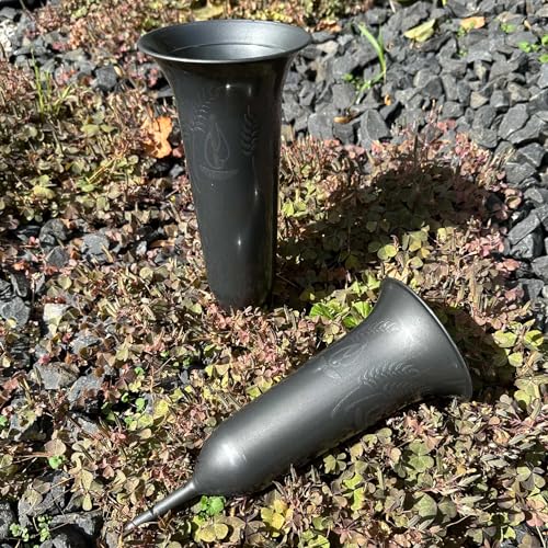 eberin · Friedhof Grabvase · Grabblumenvase mit Symbol · Steckvase fürs Grab · dekorative Blumen- oder Gesteckvase · 2 Größen verfügbar (Kunststoff H: 26cm Ø 11,5cm) von eberin