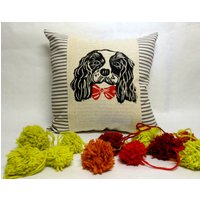 Cavalier King Charles Spaniel Kissen Handsiebdruck-Werbekissen von ecarlateboutique