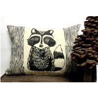 Waschbär Kissen Handgeschnitzter Block Druck, Waldland Kinderzimmer Dekor von ecarlateboutique
