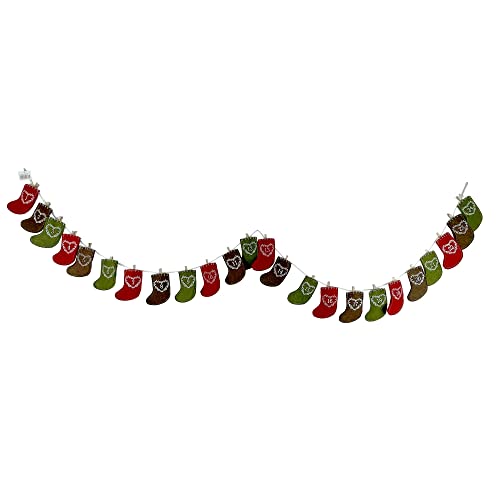 Adventskalender Girlande mit 24 Socken aus Filz mit Herz und Zahlen rot-braun-grün 11cm hoch x 8 cm breit, d= 3, l= 175 cm von ecosoul